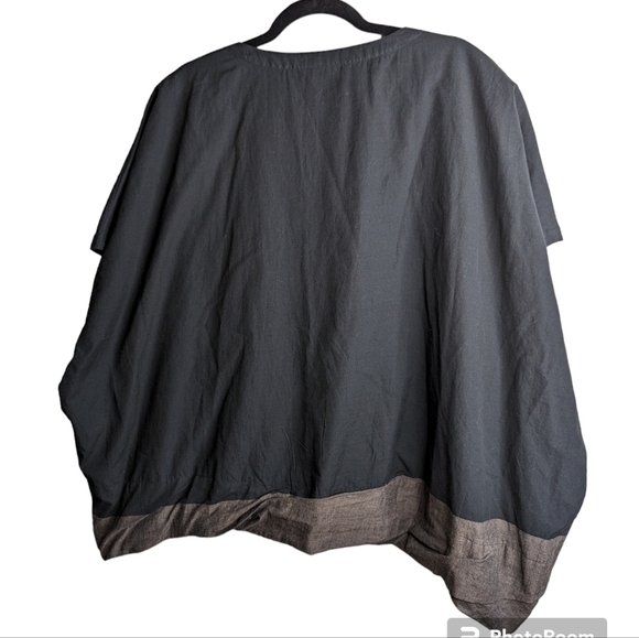 Moyuru black oversized top sz M - Picture 2 of 7